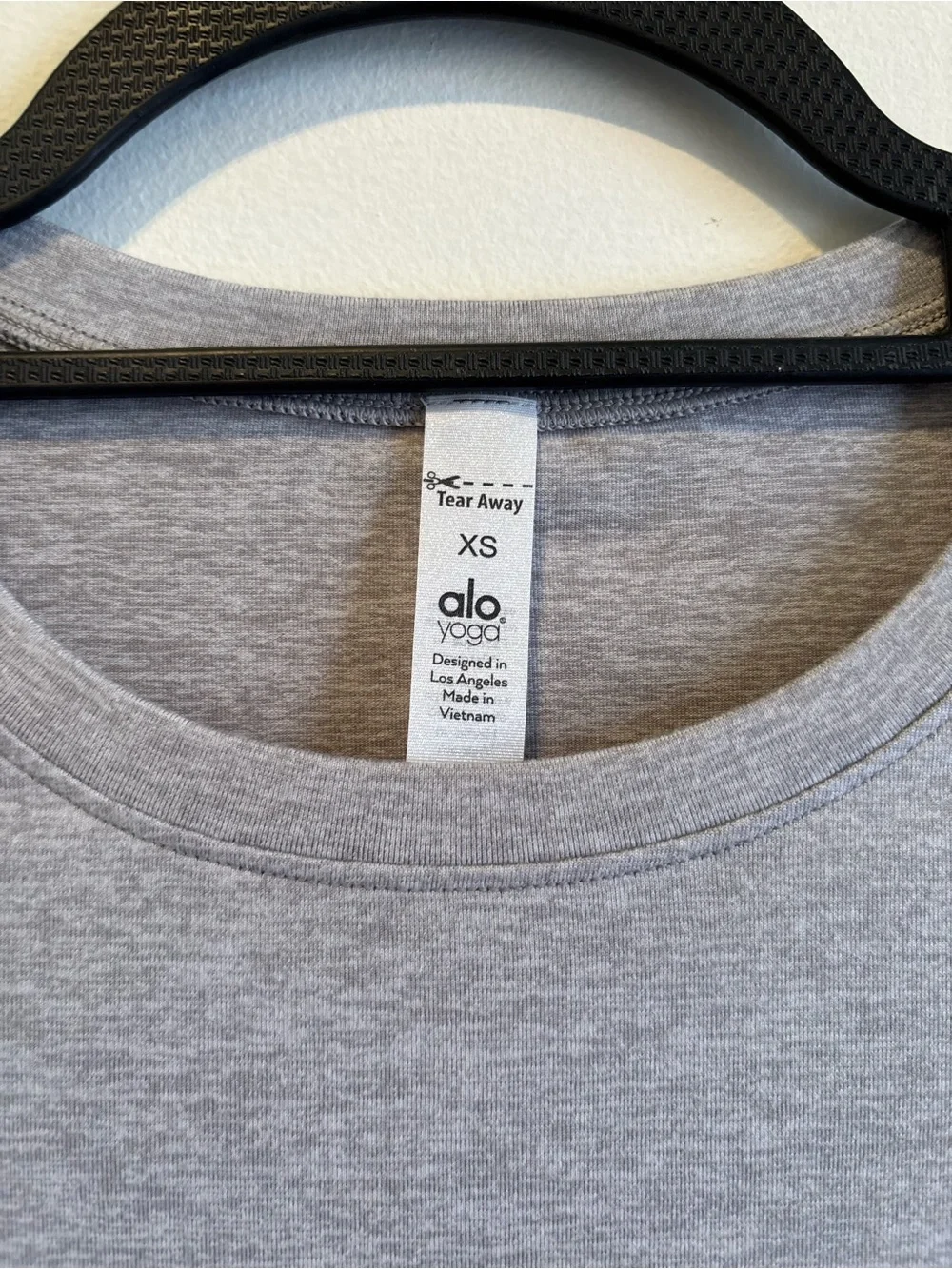 ALO Yoga light gray